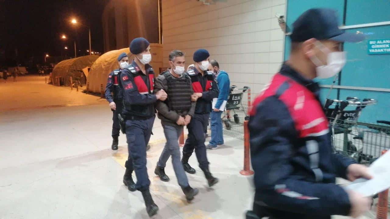 Husumetlisini başından vurarak öldürdü, çelik yelekle cezaevine gönderildi