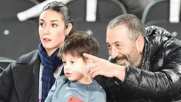 cem-yilmaz-eski-ese-nafakayi-tl-uzerinden-odemek-istiyor_mRUv.jpg-1