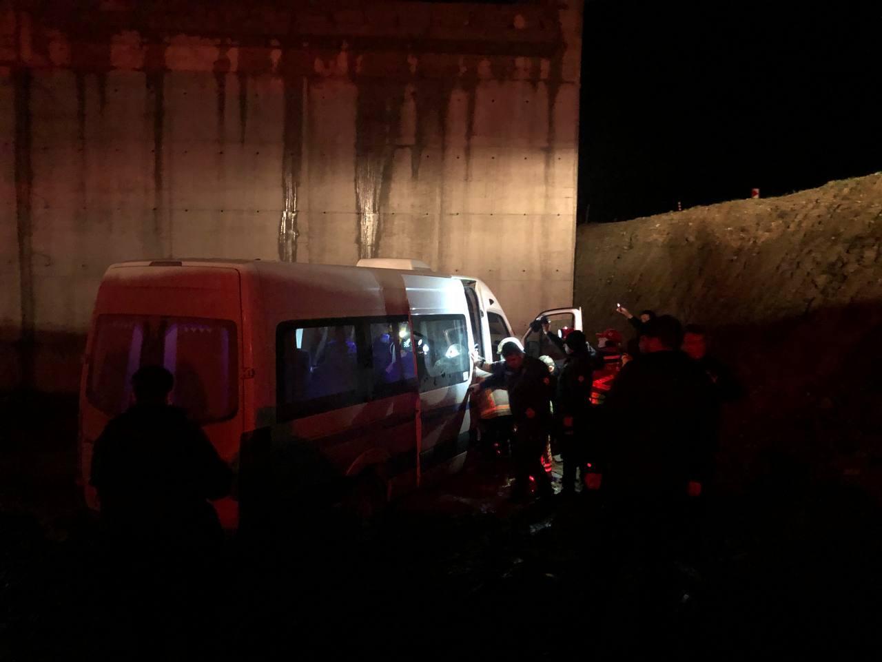 Gemlik’te fabrika servisi köprü inşaatına uçtu