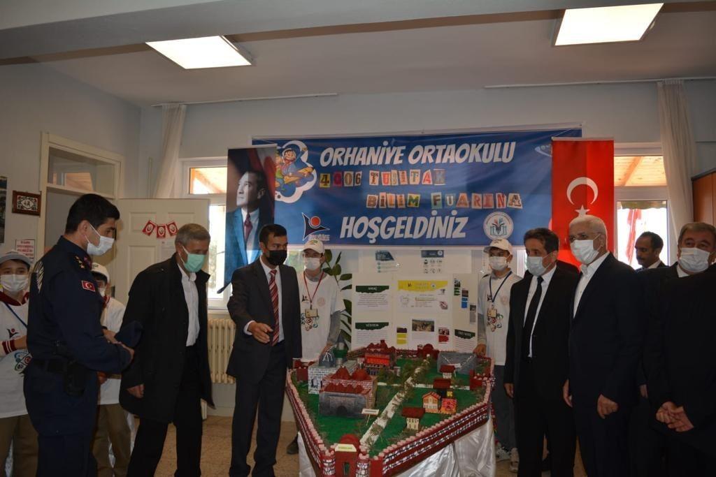 Genç beyinlerin bilim aşkı
