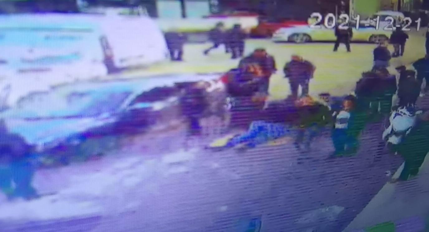 Kalp krizi geçirirken kaza yapan sürücü, kalp masajıyla hayata döndü