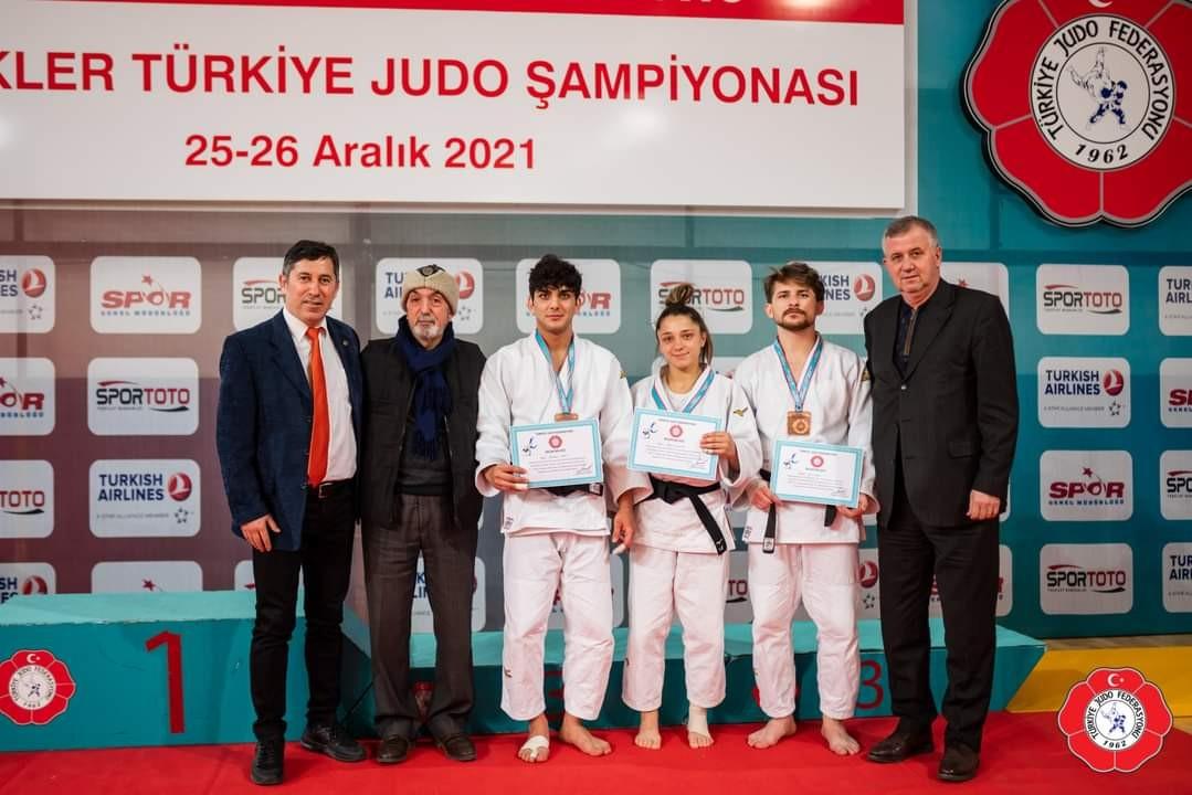 Osmangazili judoculardan bronz madalya