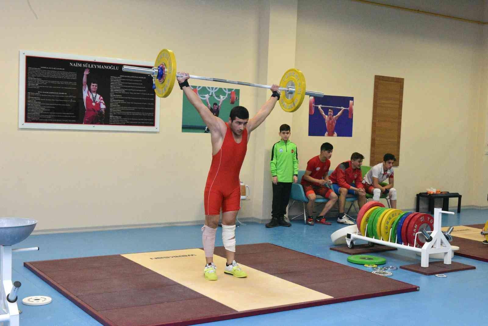 Yıldırım’da kış spor okullarına yoğun ilgi