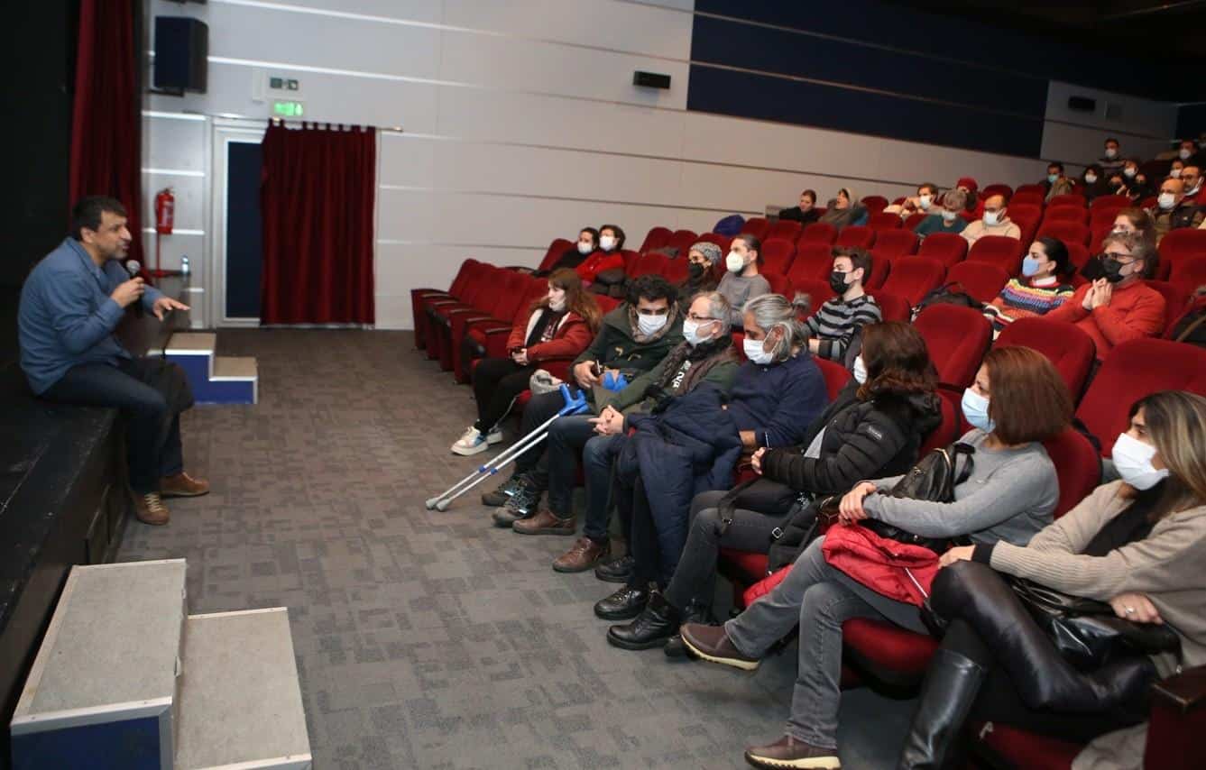Kadınların hak mücadelesini anlatan filme yoğun ilgi