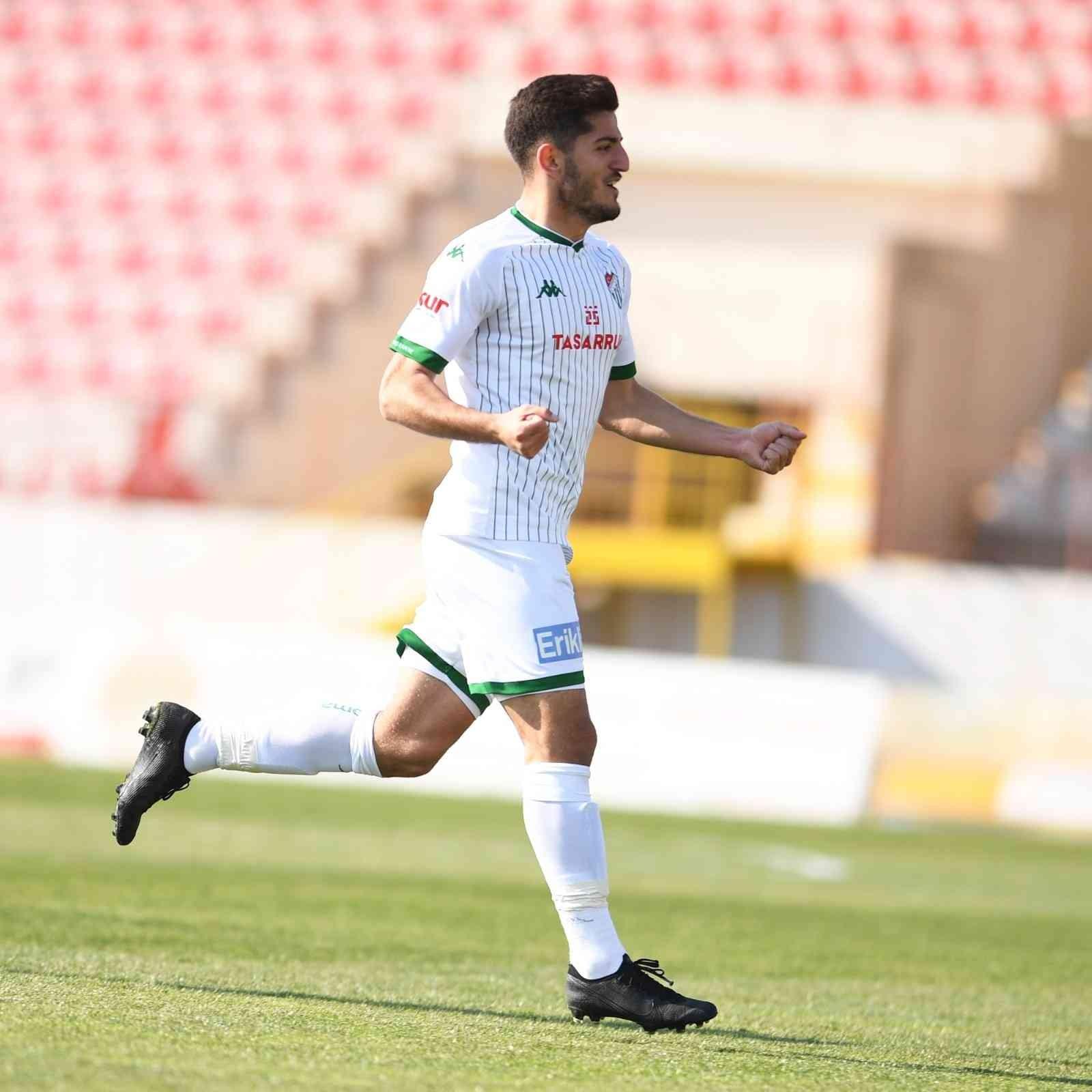 Bursaspor, Berat Altındiş’i geri çağırdığını açıkladı