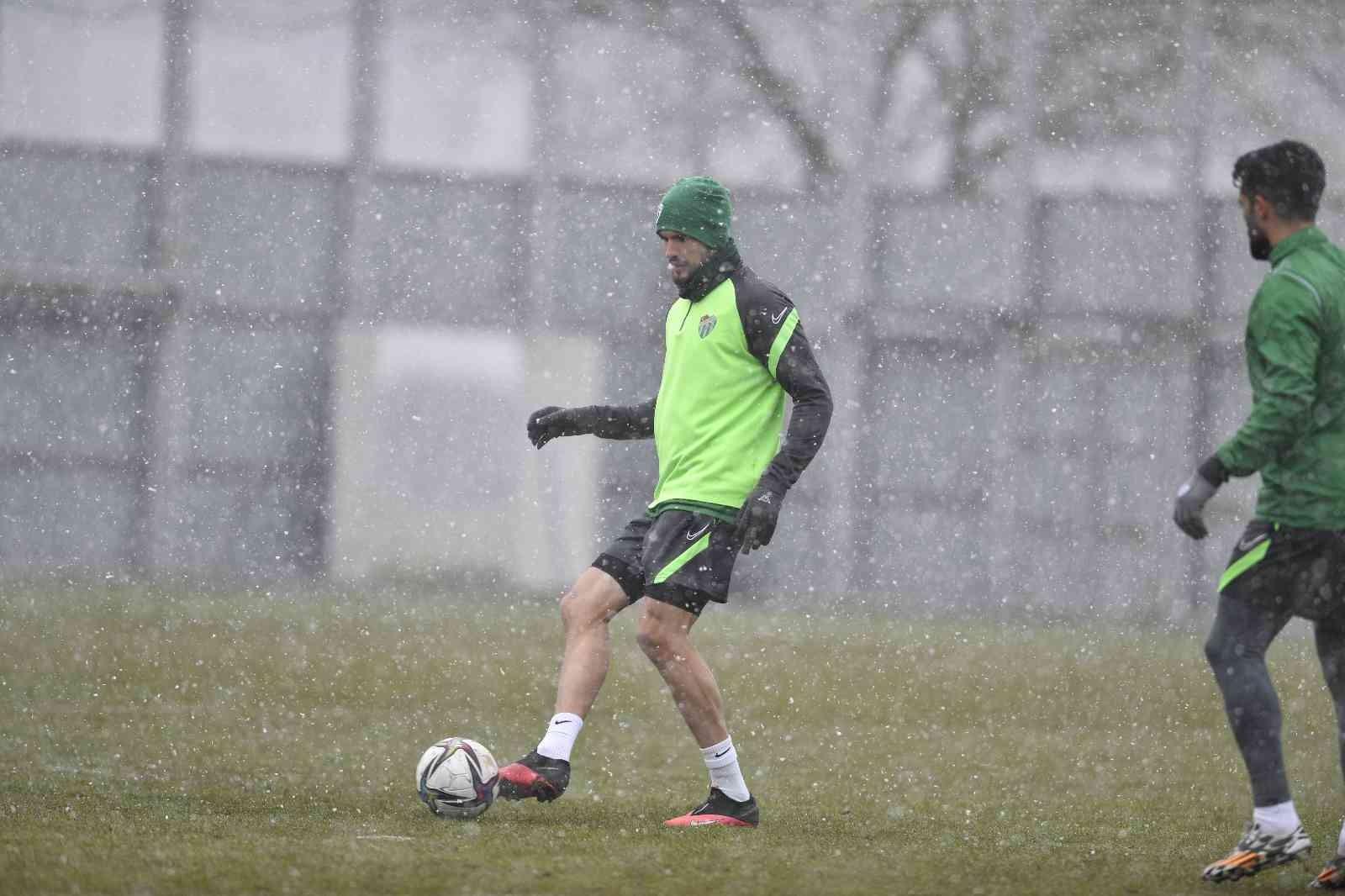 Bursaspor’da Balıkesirspor maçı hazırlıkları tamamlandı