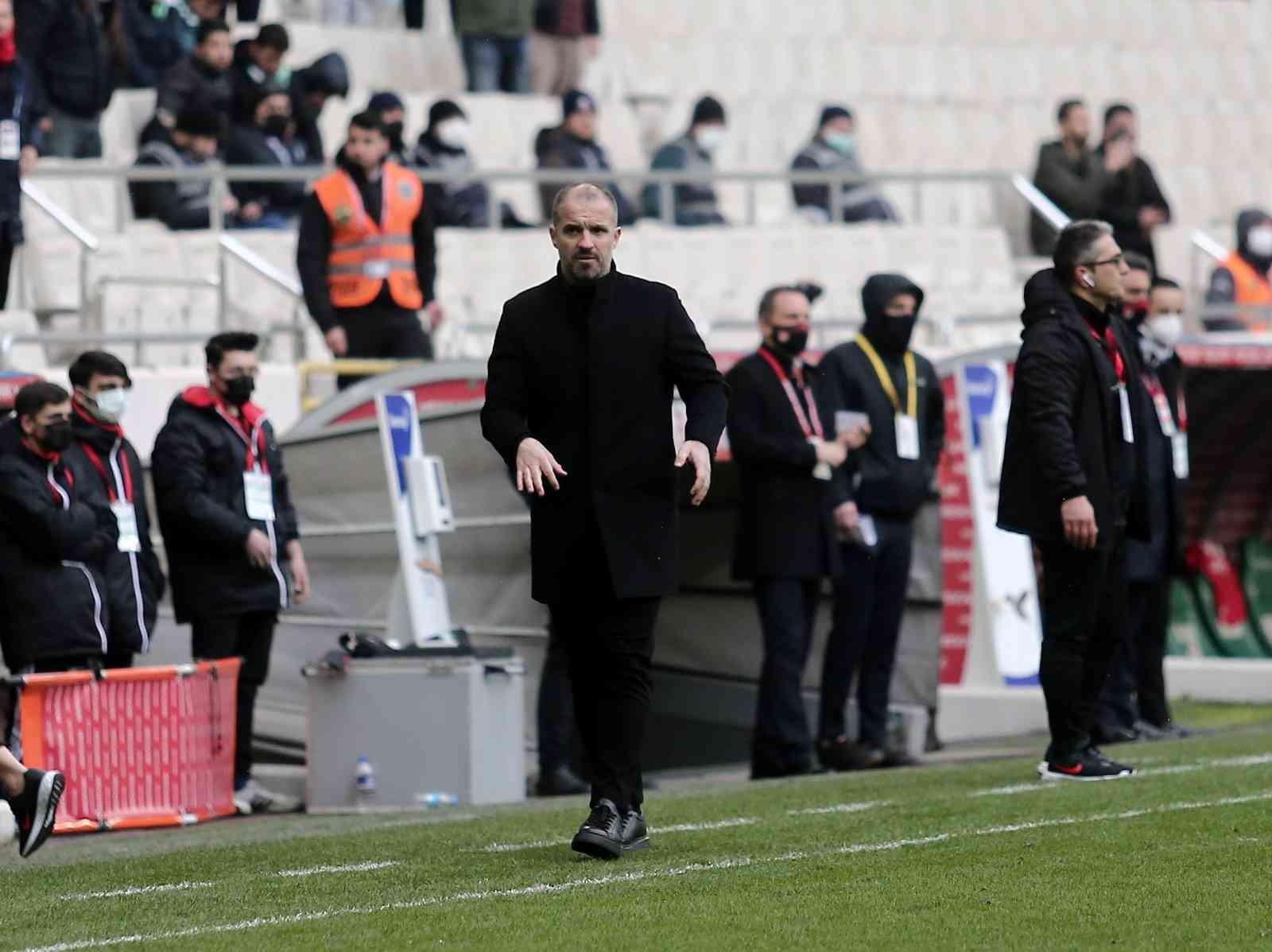 Mustafa Er: "2-3 galibiyete ihtiyacımız var"