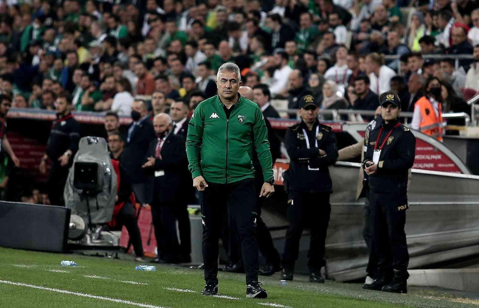 Mehmet Altıparmak: "Çalıştığımız işlerden gol yedik, üzgünüz"
