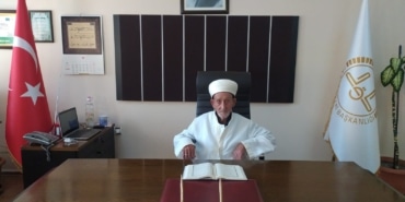BURSA'DA 85 YAŞINDAKİ KİŞİ HAFIZLIK SINAVINA GİRDİ 85 YAŞINDA HAFIZ OLMAK İSTİYOR