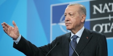 ERDOĞAN: "TÜRKİYE'NİN, NATO'NUN DÜNÜNDE VE BUGÜNÜNDE OLDUĞU GİBİ GELECEĞİNDE DE SÖZ SAHİBİ OLACAĞI BİR KEZ DAHA AÇIKÇA GÖRÜLMÜŞTÜR"
