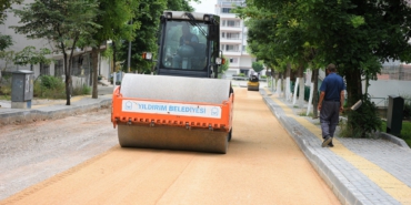 YILDIRIM'DA YOLLAR YENİLENİYOR