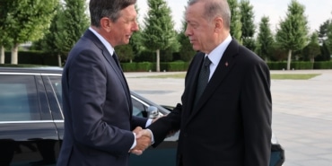 CUMHURBAŞKANI ERDOĞAN, SLOVENYA CUMHURBAŞKANI PAHOR'U RESMİ TÖRENLE KARŞILADI