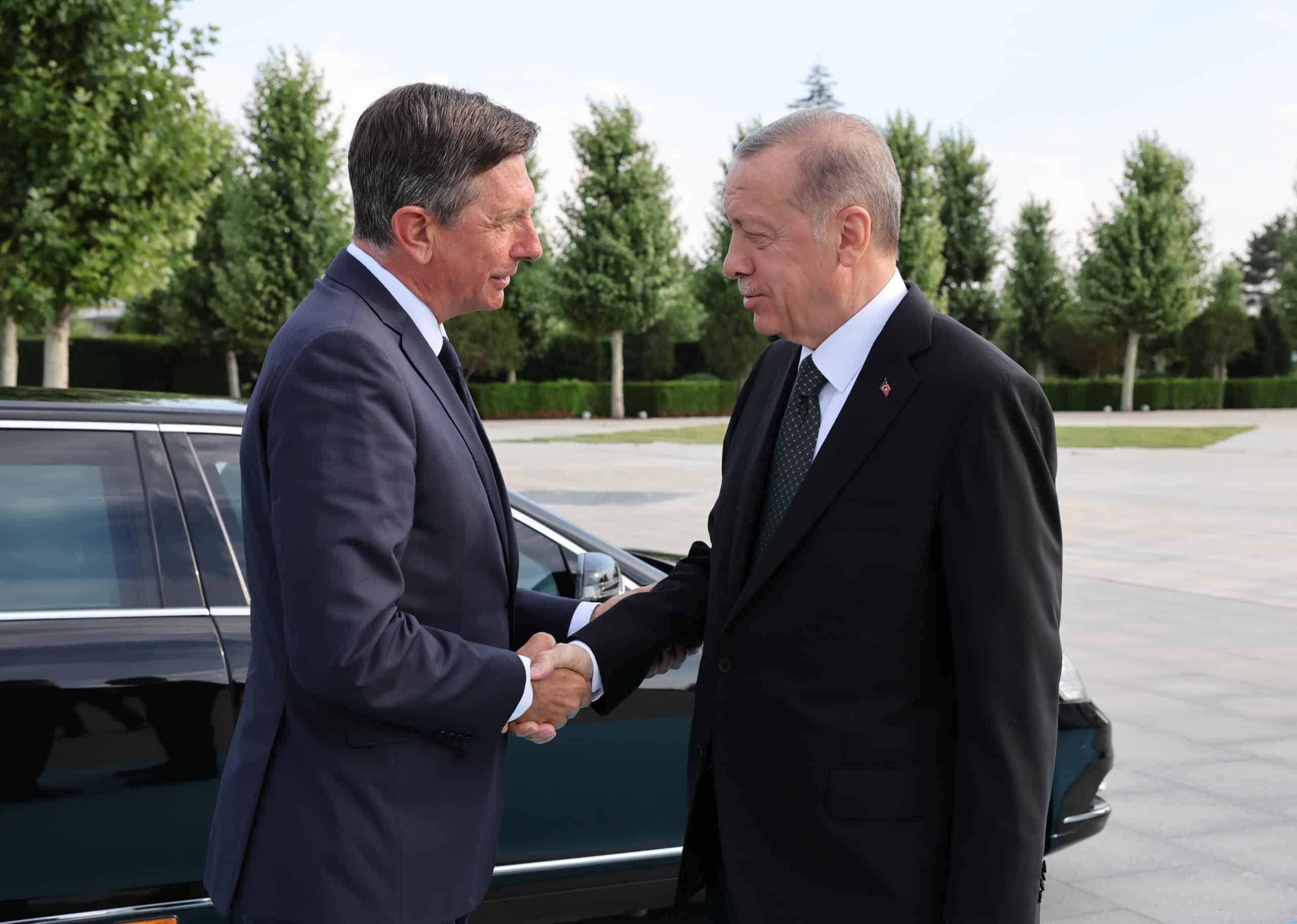 CUMHURBAŞKANI ERDOĞAN, SLOVENYA CUMHURBAŞKANI PAHOR'U RESMİ TÖRENLE KARŞILADI