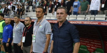 TAHSİN TAM: "BU TAKIMI AYAĞA KALDIRMAK İSTİYORUZ"