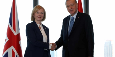 CUMHURBAŞKANI ERDOĞAN, İNGİLTERE BAŞBAKANI TRUSS'I KABUL ETTİ