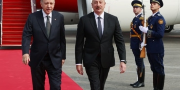 CUMHURBAŞKANI ERDOĞAN VE ALİYEV, ZENGİLAN ULUSLARARASI HAVALİMANININ AÇILIŞINI YAPTI ERDOĞAN, ZENGİLAN ULUSLARARASI HAVALİMANINA İNEN İLK LİDER OLDU