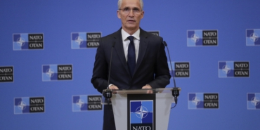 STOLTENBERG: "İSVEÇ VE FİNLANDİYA, TERÖR VE PKK GİBİ TERÖR ÖRGÜTLERİYLE MÜCADELE KONUSUNDA TÜRKİYE İLE İŞBİRLİĞİNİ ARTIRMALI"
