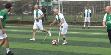 BURSA'DA AMPUTE FUTBOL MAÇINDA 'DOSTLUK' KAZANDI