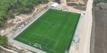 BÜYÜKŞEHİR'DEN ÜNİVERSİTEYE FUTBOL SAHASI