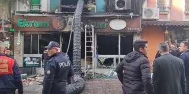 AYDIN'DA İŞ YERİNDE PATLAMA SONRASI YANGIN: ÖLÜ VE YARALILAR VAR