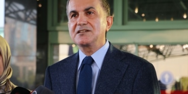 AK PARTİ SÖZCÜSÜ ÖMER ÇELİK: "HİÇ KİMSE CUMHURBAŞKANIMIZIN VE PARTİMİZİN ADINI SİYASİ YASAKÇILIKLA YAN YANA YAZAMAZ" " BU KONU BİZİMLE İLGİLİ BİR KONU DEĞİL CHP İÇİNDEKİ TARTIŞMAYLA İLGİLİ BİR KONU"