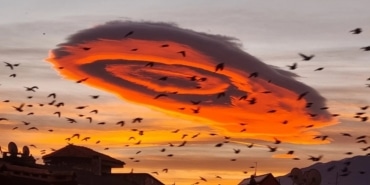 BURSA'DA UFO'YA BENZETİLEN MERCEK BULUTLARLA İLGİLİ PAYLAŞIM