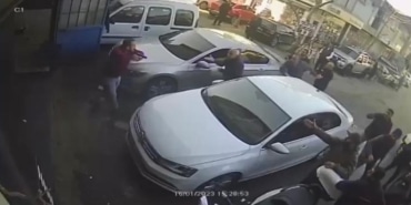 ÜMRANİYE'DEKİ OTO SANAYİDE ÇIKAN SİLAHLI SALDIRIYA AİT YENİ GÖRÜNTÜLER ORTAYA ÇIKTI