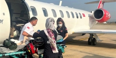 4 YAŞINDAKİ HASTA UÇAK AMBULANSLA ŞANLIURFA'DAN BURSA'YA GETİRİLDİ