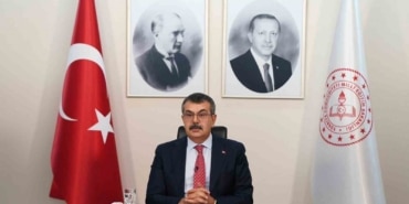BAKAN TEKİN'DEN 2023-2024 EĞİTİM ÖĞRETİM YILI MESAJI MİLLİ EĞİTİM BAKANI YUSUF TEKİN: "TÜRKİYE YÜZYILI HEDEFLERİMİZE ULAŞMAK ADINA YENİ EĞİTİM ÖĞRETİM YILINDA DA HEP BİRLİKTE AZİM VE SEBATLA ÇALIŞACAĞIZ"