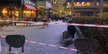 BURSA'DA EĞLENCE MEKANINDA SİLAHLI KAVGA: 3 YARALI