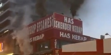 KEBAPÇIDA KORKUTAN YANGIN