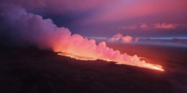 İZLANDA'NIN REYKJANES YARIMADASI'NDA 6. KEZ YANARDAĞ PATLADI