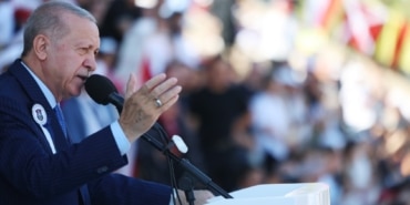 CUMHURBAŞKANI ERDOĞAN: "AB-ŞANGHAY ARASINDA TERCİH YAPMIYORUZ" "DOĞUYLA İLİŞKİLERİMİZİ GÜÇLENDİRİRKEN, BATIYLA KÖKLÜ İŞ BİRLİĞİMİZİ İLERLETMENİN YOLLARINI ARAYACAĞIZ"