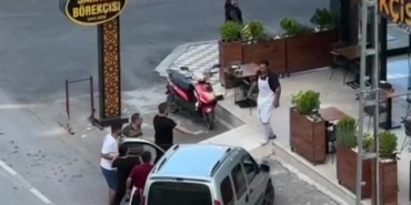 PENDİK'TE TACİZ İDDİASIYLA BÖREKÇİNİN SAVAŞA ALANINA DÖNDÜĞÜ OLAYDA YENİ GÖRÜNTÜLER ORTAYA ÇIKTI