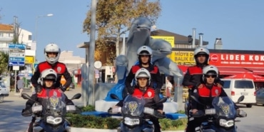 AW304238_01