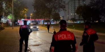 BURSA'DA SUÇA GEÇİT YOK..12 SİLAH 23 ŞÜPHELİ YAKALANDI
