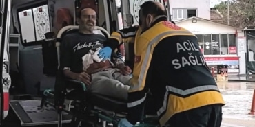 BABASINI 6 YERİNDEN BIÇAKLADIKTAN SONRA 112'DEN YARDIM İSTEDİ