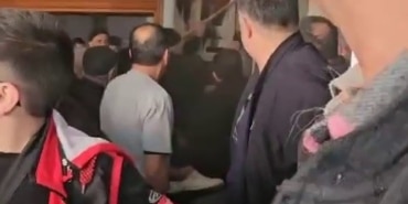 CUMA VAKTİ CAMİİDE KORKUTAN YANGIN
