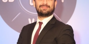 MÜZİSYEN ÇINAR ERSANLI CİNAYETİNE İLİŞKİN 2 ŞÜPHELİYE AĞIRLAŞTIRILMIŞ MÜEBBET HAPİS TALEBİ CİNAYETTEN SONRA KAFEDE MAKTULÜN KREDİ KARTIYLA HARCAMA YAPMIŞLAR