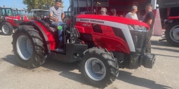 AW438851_01