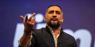 ÜMİT KARAN: "TÜRKİYE YABANCI OYUNCU ÇÖPLÜĞÜ HALİNE GELDİ"