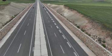 KARAYOLLARINDA MÜZİKLİ UYARI İŞARETİ UYGULAMASI ANKARA NALLIHAN-BEYPAZARI YOLUNDA UYGULANMAYA BAŞLANAN TÜRKİYE'NİN İLK MELODİLİ YOLUNDA MOZART'IN TÜRK MARŞI YANKILANIYOR