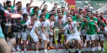 BURSASPOR'DA BİRÇOK İSİMLE YOLLAR AYRILABİLİR