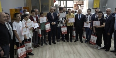 BURSA'DA 656 BİN 200 ÖĞRENCİ KARNE HEYECANI YAŞADI
