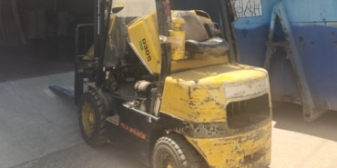 İNEGÖL'DE FORKLİFTLE ÇARPIŞAN MOTOSİKLETLİ AĞIR YARALANDI