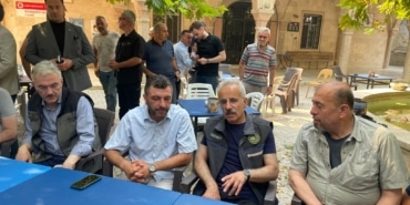 BAKAN URALOĞLU, KARAHIDIR VE İĞDİR MAHALLESİ'Nİ ZİYARET ETTİ "YANGINA MÜDAHALE AÇISINDAN DA YOĞUN BİR HAVA DESTEĞİ SAĞLANIYOR" "4 ADET AMFİBİ UÇAK PEŞ PEŞE SORTİ YAPIYOR, 2 HELİKOPTER DE AKTİF OLARAK MÜDAHALEYE DEVAM EDİYOR"