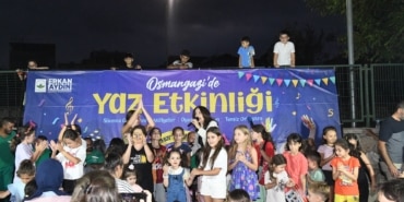 YAZ ETKİNLİKLERİNDE ÇOCUKLAR VE AİLELER DOYASIYA EĞLENDİ OSMANGAZİ'DE YAZ ETKİNLİKLERİ MAHALLELERE NEŞE GETİRDİ