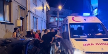 BURSA'DA 'PARK' KAVGASI SOKAĞA TAŞTI: 3 YARALI
