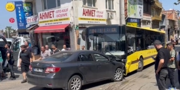 OTOMOBİL, BELEDİYE OTOBÜSÜYLE ÇARPIŞTI: 1'İ ÇOCUK 6 YARALI