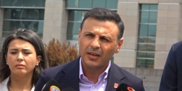 CHP İSTANBUL İL BAŞKANI ÖZGÜR ÇELİK ADLİYE ÖNÜNDE AÇIKLAMALARDA BULUNDU